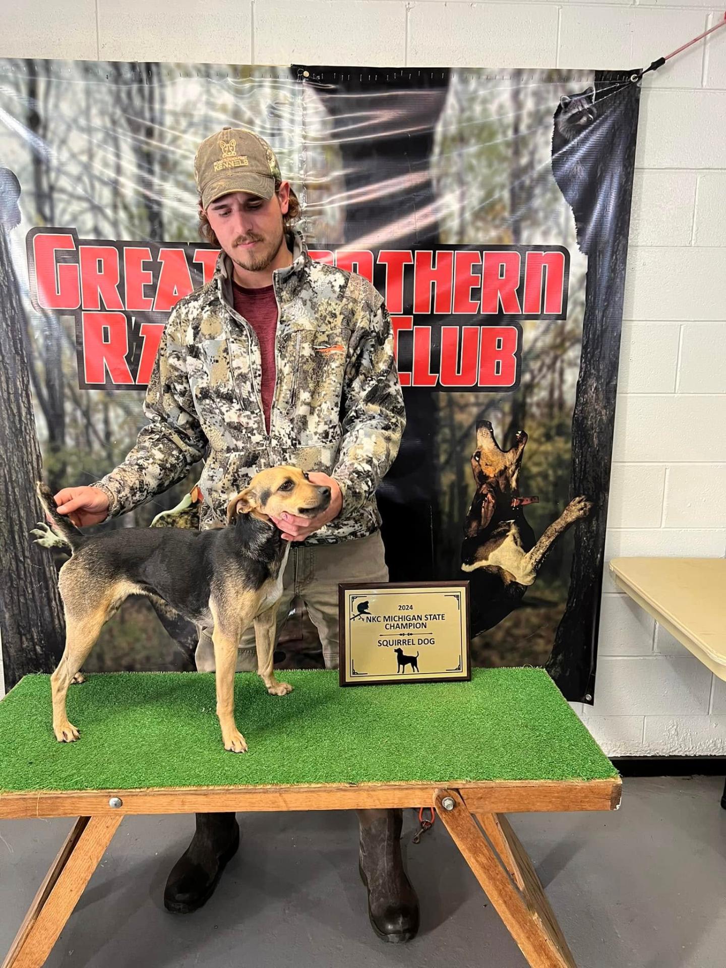 Champ Squirrel Rogers' Feist Kennels - Feists Bred to Perfection
